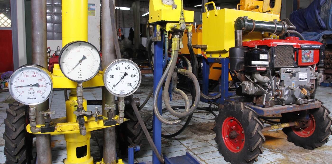 Hydraulic Cone Penetration Test