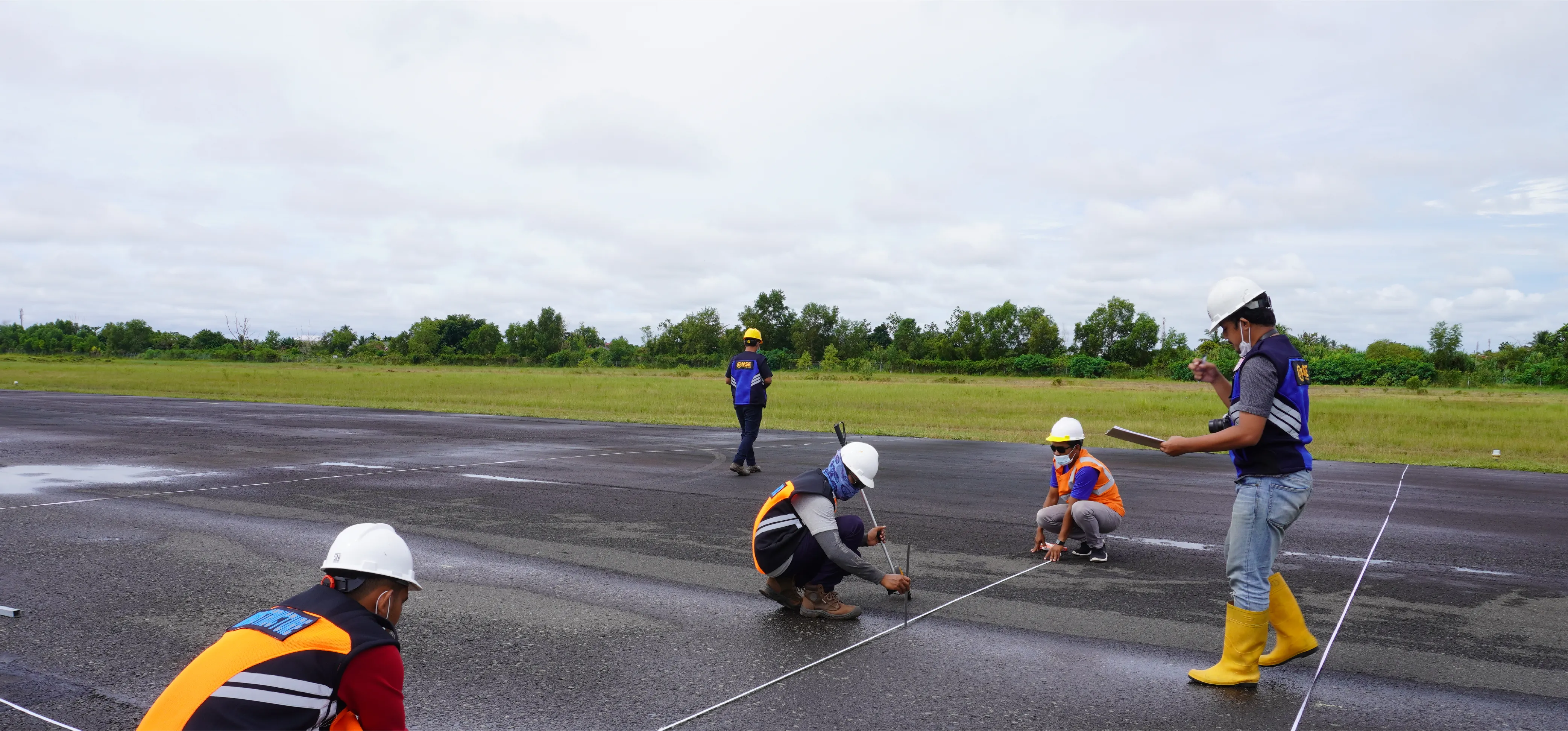 Runway Overlay at Tjilik Riwut Airport